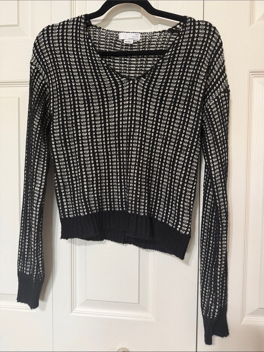 Ten Sixty Sherman Black and White V-Neck Knit Sweater